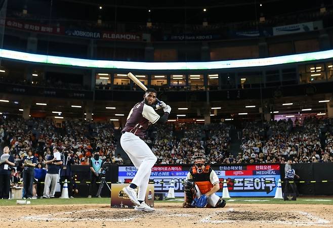 지난 11일 오후 대전 한화생명볼파크에서 열린 2025 신한 SOL뱅크 KBO 올스타전 '컴투스 프로야구 홈런 더비'에 출전한 디아즈. <삼성 라이온즈 제공>