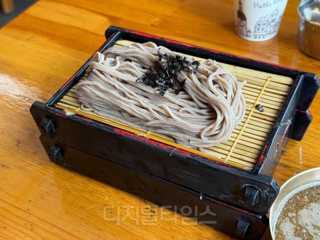 서울 중구에 위치한 유림면의 판메밀. 정래연기자