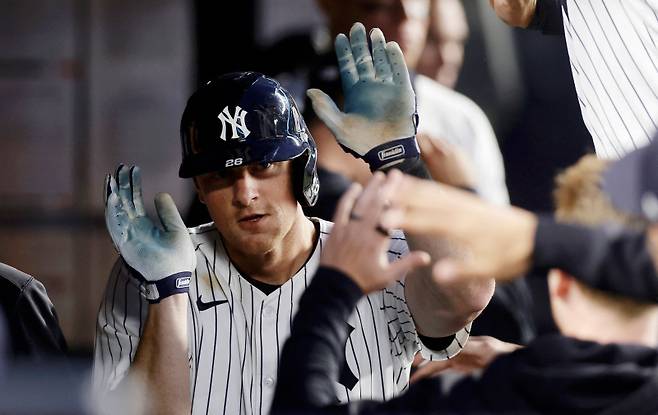 <yonhap photo-4644="">뉴욕 양키스와의 인연이 정리된 타격왕 출신 DJ 르메이휴. [AFP=연합뉴스]</yonhap>