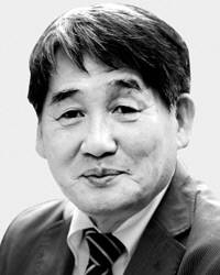 장정욱 일본 마쓰야마대 명예교수