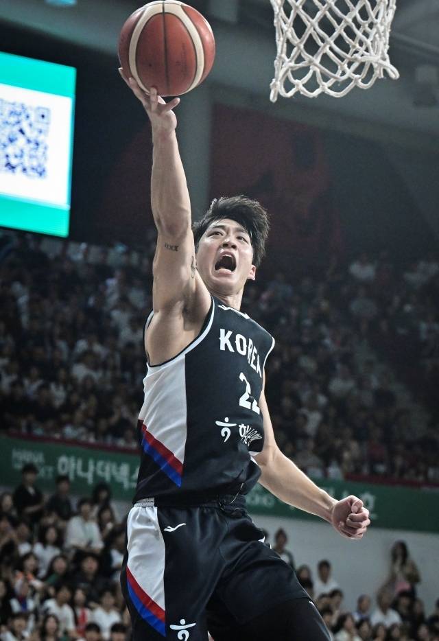 여준석은 이현중과 함께 한일전 2연승을 이끌었다. 사진=대한민국농구협회 제공