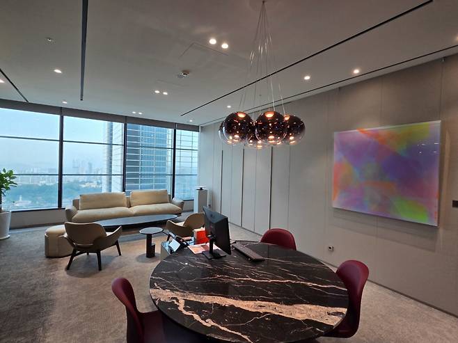 미래에셋증권 1호 패밀리오피스 센터 'The Sage 패밀리오피스 강남'의 상담실. /사진=배한님 기자