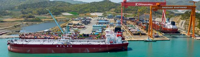 대형주 가뭄이었던 상반기 이후 첫 기업공개(IPO) 시장 '대어'로 꼽히는 대한조선이 코스피 상장을 추진한다. 사진은 대한조선 해남조선소/사진=대한조선