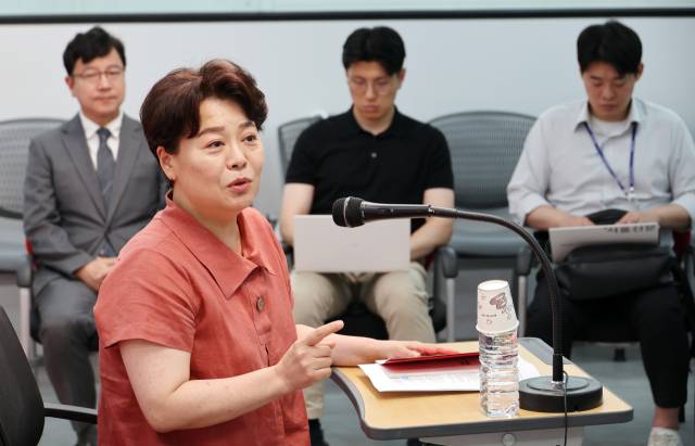 국민의힘 윤희숙 혁신위원장이 13일 서울 여의도 중앙당사에서 기자간담회를 하고 있다. 연합뉴스