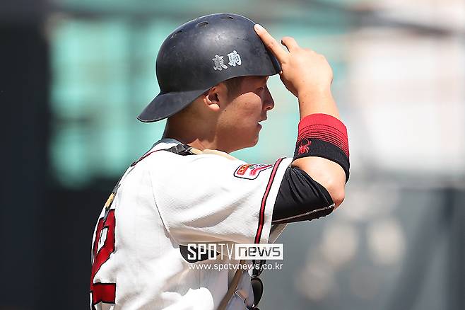 ▲ 덕수고 포수 설재민은 중학교 1학년까지 내야수로 뛰었다. 고교 2학년이 된 지금은 매년 전국대회 우승에 도전하는 명문 팀에서 주전 포수를 맡고 있다. 80회 청룡기에서는 최우수선수상까지 받았다. ⓒ곽혜미 기자