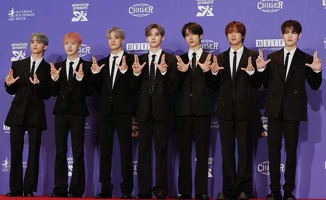 새 앨범 발표한 엔시티 드림
(서울=연합뉴스) 이재희 기자 = 그룹 엔시티 드림(NCT DREAM)이 14일 서울 송파구 롯데시네마 월드타워점에서 열린 다섯 번째 앨범 '고 백 투 더 퓨쳐' 제작 발표회에 참석, 포즈를 취하고 있다. 2025.7.14
scape@yna.co.kr
(끝)
<저작권자(c) 연합뉴스, 무단 전재-재배포, AI 학습 및 활용 금지>