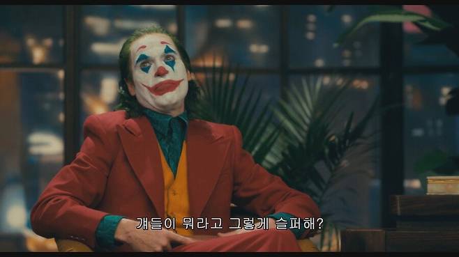 18.png.ren.jpg DC영화 중 \'조커\'와 \'더 배트맨\'이 인상적인 이유.JPG DC영화 중 \'조커\'와 \'더 배트맨\'이 인상적인 이유.JPG