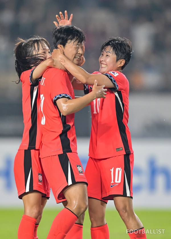 장슬기, 정다빈, 지소연(왼쪽부터). 서형권 기자