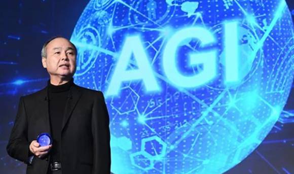 손정의 소프트뱅크그룹 회장이 지난 2월 3일 일본 도쿄에서 열린 행사에서 발표하고 있다. [사진=바이두 갈무리]