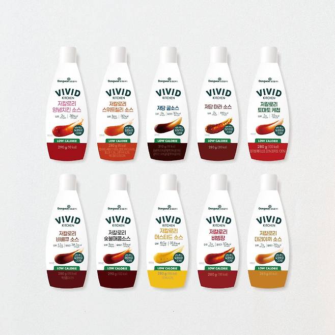 동원홈푸드의 비비드치킨 소스 제품들