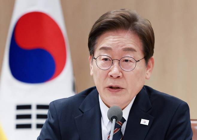 이재명 대통령이 지난달 9일 서울 용산 대통령실 청사에서 열린 비상경제점검 2차 태스크포스(TF)회의에서 발언하고 있다. 연합뉴스