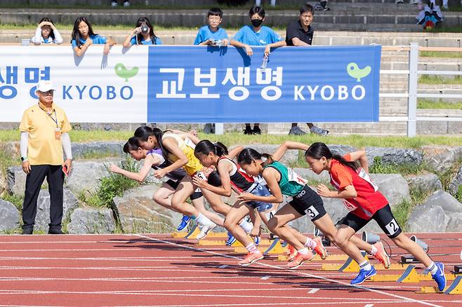 2025 교보생명컵 꿈나무 체육대회가 지난 12일 충청남도 서천군에서 육상 종목을 시작으로 한 달간 열전에 돌입했다. [교보생명]