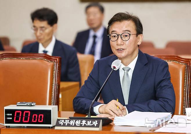 [서울=뉴시스] 김명년 기자 = 전재수 해양수산부 장관 후보자가 14일 오전 서울 여의도 국회 농림축산식품해양수산위원회에서 열린 인사청문회에서 발언하고 있다. 2025.07.14. kmn@newsis.com