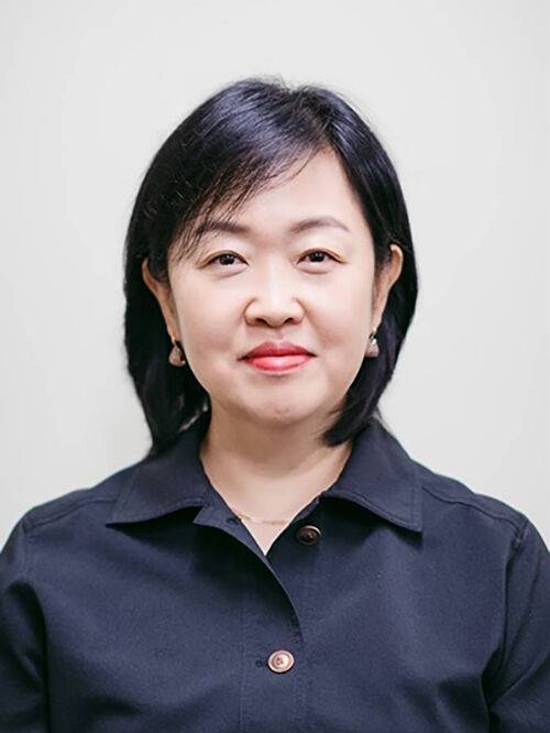 20년 만의 내부 승진으로 임명된 홍소영 신임 병무청장