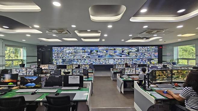 구미시 CCTV통합관제센터 통합관제상황실 전경ⓒ구미시