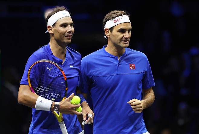 로저 페더러(오른쪽)와 라파엘 나달.  게티이미지코리아