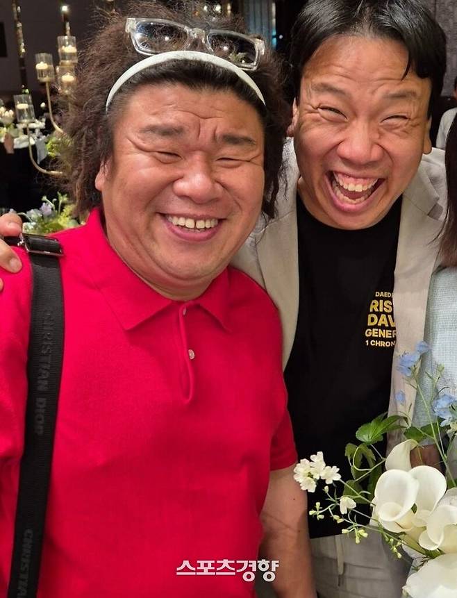 개그맨 오정태(왼쪽)과 오지헌. 온라인 커뮤니티 캡처