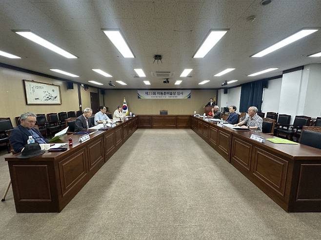 7월 15일 중도일보 4층 대회의실에서 제23회 이동훈미술상 심사가 열렸다./사진=최화진 기자