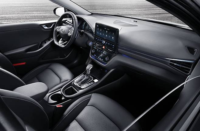 더뉴 아이오닉 하이브리드