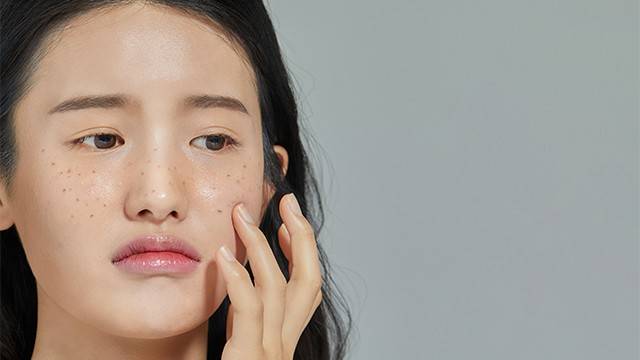 한의학에서는 지루성피부염을 '습열(濕熱)'과 '풍열(風熱)'의 문제로 설명한다｜출처:&nbsp;클립아트코리아