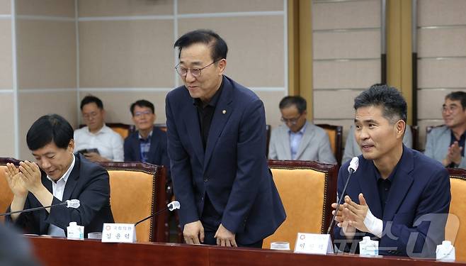 김윤덕 더불어민주당 의원(국토교통부 장관 후보자)이 11일 전북 전주시 전북특별자치도청 종합상황실에서 열린 전북 국회의원·도·시군 예산정책협의회에서 인사말을 하고 있다. 2025.7.11/뉴스1 ⓒ News1 유경석 기자