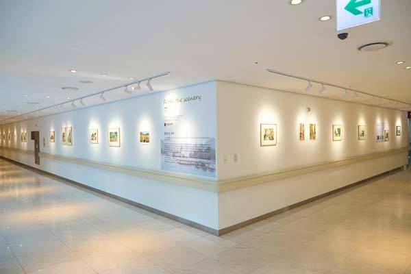 고대구로병원에 열린 이옥희 작가 개인전./사진=고대구로병원 제공