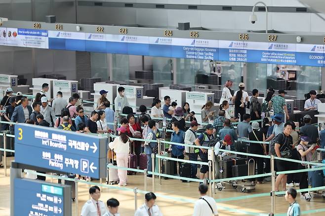 지난 6일 인천국제공항 1터미널 출국장. 사진=연합뉴스