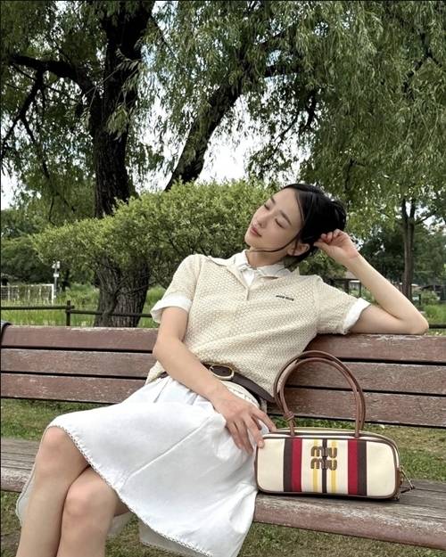 리듬체조 여왕 손연재가 육아에서 벗어난 짧은 휴식으로 눈길을 사로잡았다.  사진=손연재 SNS