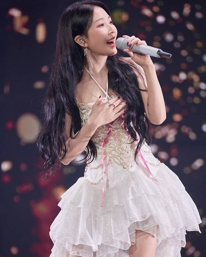 보아가 무릎 급성 골괴사 진단을 받고 수술하게 돼 25주년 콘서트를 한 달 앞두고 취소했다. /사진=인스타그램 갈무리