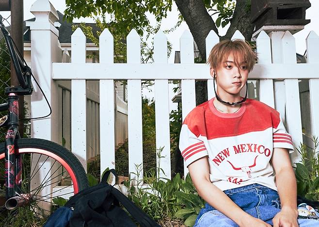 새 앨범 타이틀곡은 '엑스트라 버진'이다. 판타지오 제공