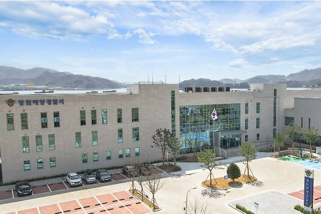 창원해경 제공