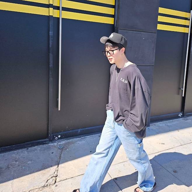 "키워 놓으면 또 어려지네" 방탄소년단 지민, 데뷔 13년차 변함없는 '초동안'