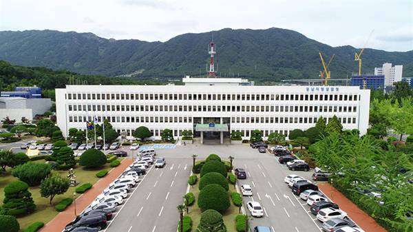 경남경찰청 청사 전경.