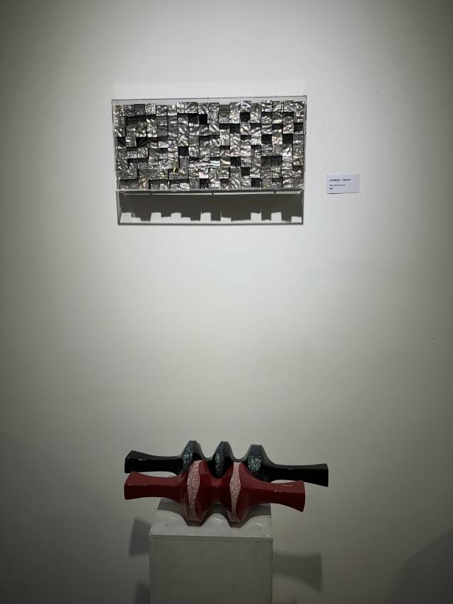 금련산갤러리에서 열리고 있는 부산미술협회 제24회 오늘의 작가상 본상을 수상한 공예가 최시복의 전시 모습. 김은영 기자