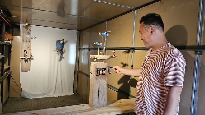 건조장 미술관 내부