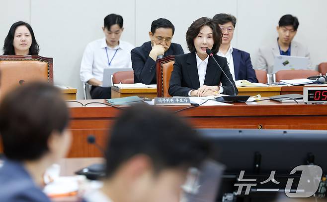 이진숙 사회부총리 겸 교육부 장관 후보자가 16일 오전 서울 여의도 국회 교육위원회에서 열린 인사청문회에서 의원 질의에 답하고 있다. 2025.7.16/뉴스1 ⓒ News1 안은나 기자