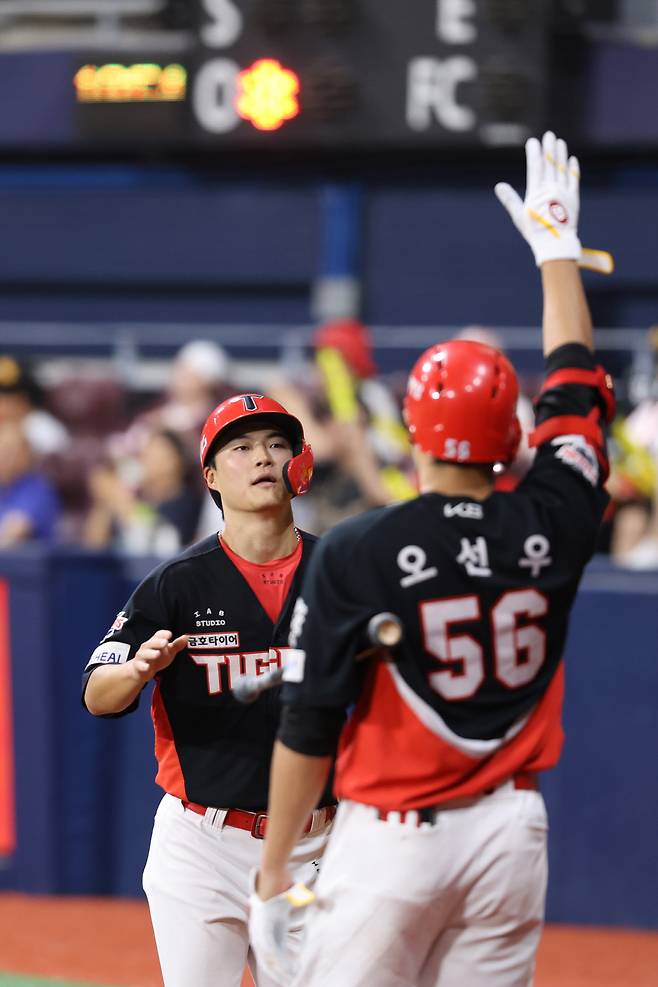 KIA 타이거즈 박민과 오선우. 사진제공=KIA 타이거즈