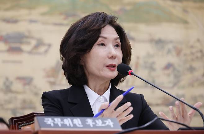 오후 질의 답변하는 이진숙 후보자 (서울=연합뉴스) 박동주 기자 = 이진숙 사회부총리 겸 교육부 장관 후보자가 16일 서울 여의도 국회 교육위원회에서 열린 인사청문회에서 의원 질의에 답변하고 있다. 2025.7.16 pdj6635@yna.co.kr (끝)