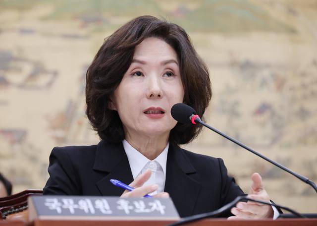 이진숙 교육부 장관 후보자가 16일 서울 여의도 국회 교육위원회에서 열린 인사청문회에서 의원 질의에 답변하고 있다. 연합뉴스