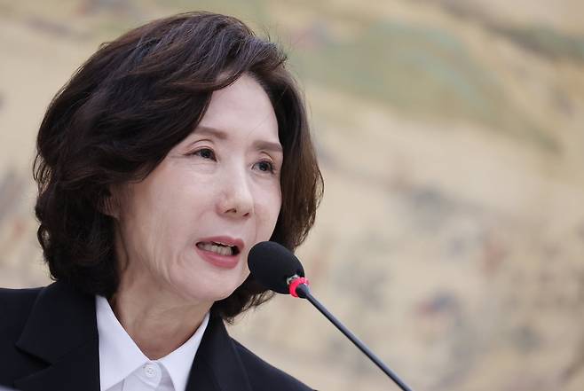 이진숙 사회부총리 겸 교육부 장관 후보자가 16일 서울 여의도 국회 교육위원회에서 열린 인사청문회에서 의원 질의에 답변하고 있다. / 사진=연합뉴스