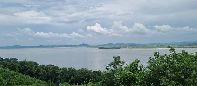 인천 강화평화전망대에서 바라본 북한 풍경. 박준철기자