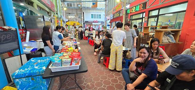 솥뚜껑 야시장 전경. 상주시 제공