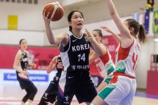 한국의 송윤하(14번) / 사진=FIBA 제공. 연합뉴스