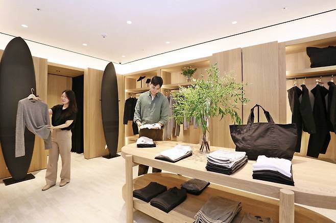 명품 남성복 '제임스펄스'