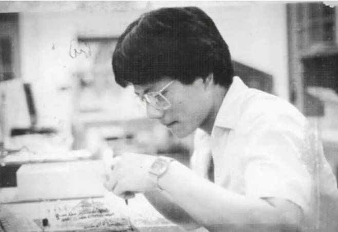 엔비디아 최고경영자(CEO) 젠슨 황은 엔비디아 창업을 위해 엔지니어로 일하던 썬 마이크로시스템즈를 30세 생일 전에 떠났다. [엔비디아 블로그]