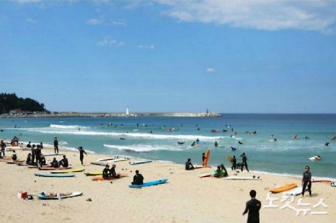 '서퍼 비치'로 유명한 양양 죽도해변. 전영래 기자