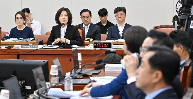 이진숙 교육부 장관 후보자가 16일 국회 교육위원회에서 열린 인사청문회에 참석해 의원 질의에 답하고 있다. 2025.7.16 홍윤기 기자