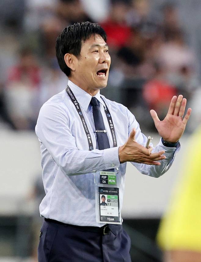모리야스 일본 감독은 15일 용인미르스타디움에서 열린 한국과 E-1 챔피언십 남자부 최종 3차전에서 1-0으로 이겨 대회 2연패를 달성했다. 그러나 일본 현지에선 우승을 만족하기보단 반성하는 기류가 포착됐다. 뉴시스