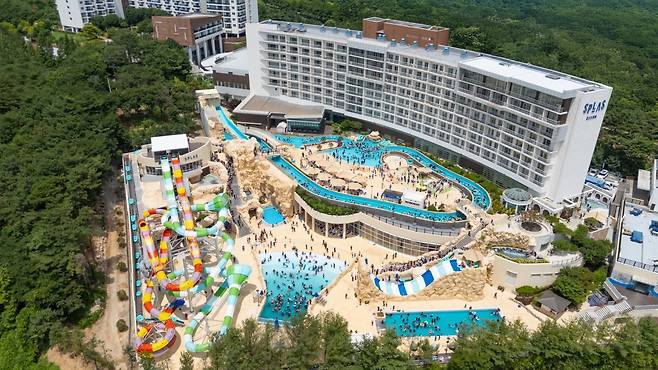 7월 1일부터 리늉얼 개장해 영업을 시작한 충남 예산 스플라스 스파&워터파크      사진제공｜호반호텔앤리조트