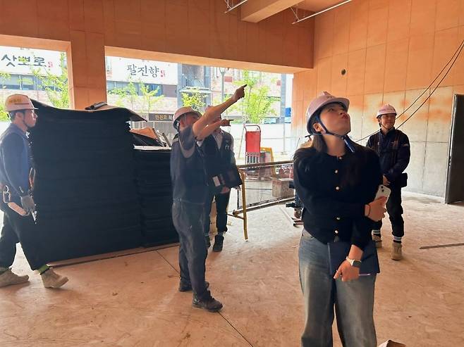 하남시, 외부 패널 낙하사고 오피스텔 신축현장 합동점검 [하남시 제공. 재판매 및 DB 금지]